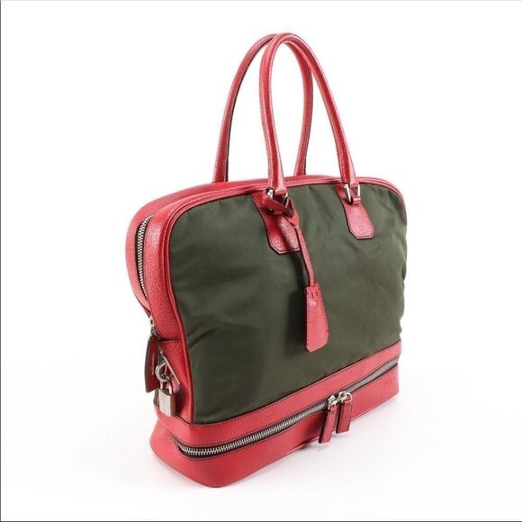 Auth Prada red leather and green nylon hand bag - Picture 7 of 16